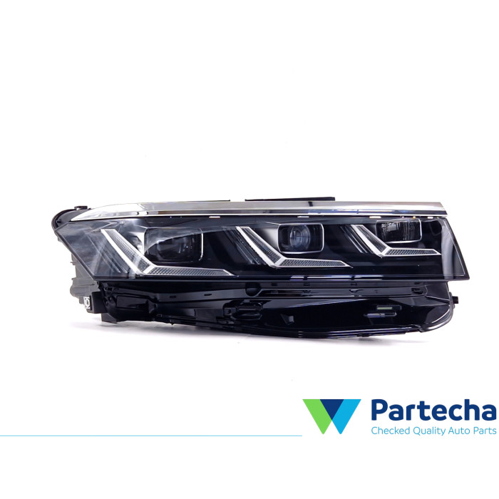 VW TOUAREG (CR7) Scheinwerfer (761941082B)